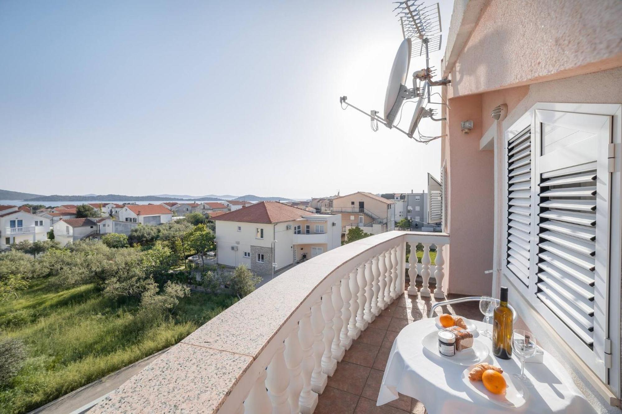 Nikol Apartment โวดีเซ ภายนอก รูปภาพ